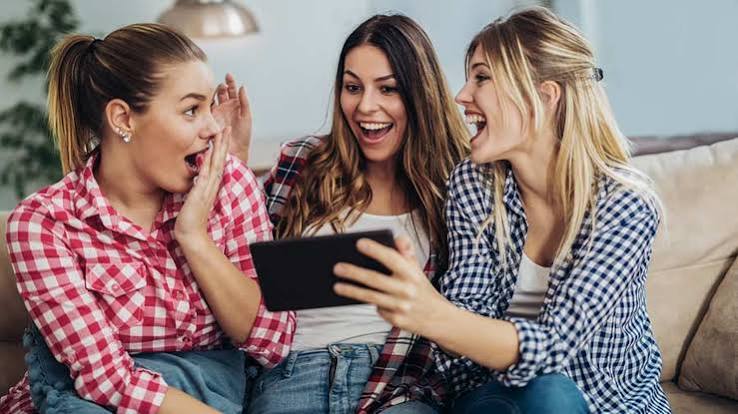 Seviyeli Chat Odaları: Ücretsiz Canlı Sohbet Kanalları Seviyeli Chat Odaları: Ücretsiz Canlı Sohbet Kanalları
